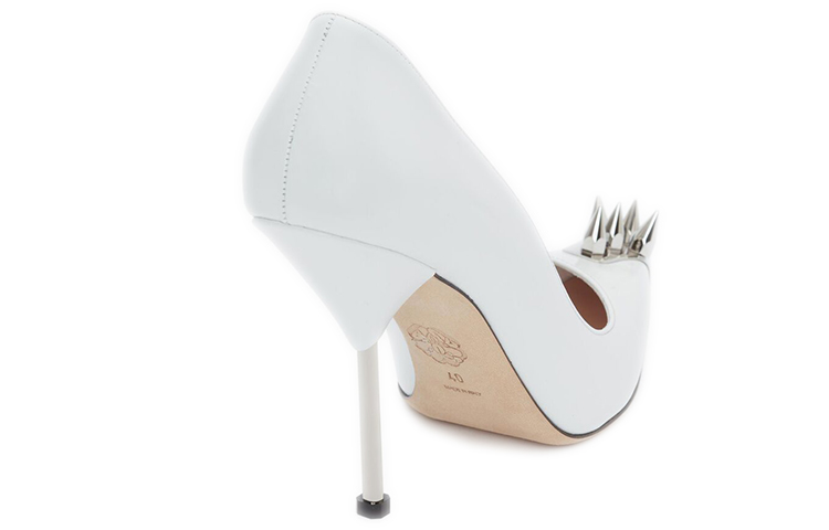 Purchase (Women) Alexander McQueen Punk 'Silver Studs' 651714WHV7B9071