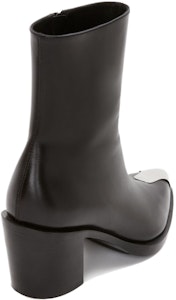 Alexander McQueen亞歷山大麥昆 皮革 舒適簡約 短筒靴 7cm 女款 黑色 Lookbook Alexander McQueen亞歷山大麥昆 皮革 舒適簡約 短筒靴 7cm 女款 黑色