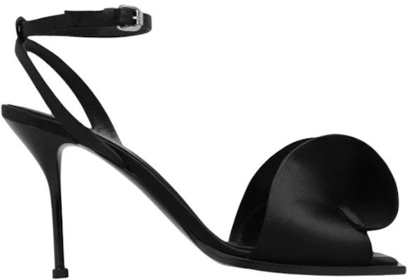 (W) Sandal Alexander McQueen 'Hitam Serbaguna Bergaya' 780753W4EM01000 Order (W) Sandal Alexander McQueen 'Hitam Serbaguna Bergaya' 780753W4EM01000