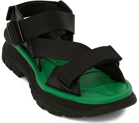 (W) Alexander McQueen Sandal 'Berkasual Fesyen Hitam Hijau' 667285W4R511395 Lookbook (W) Alexander McQueen Sandal 'Berkasual Fesyen Hitam Hijau' 667285W4R511395