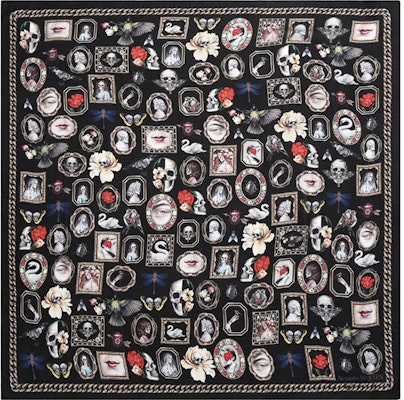 (W) 亞歷山大·麥昆絲巾 黑米色多彩印花 568693-3011Q-1079 Lookbook (W) 亞歷山大·麥昆絲巾 黑米色多彩印花 568693-3011Q-1079