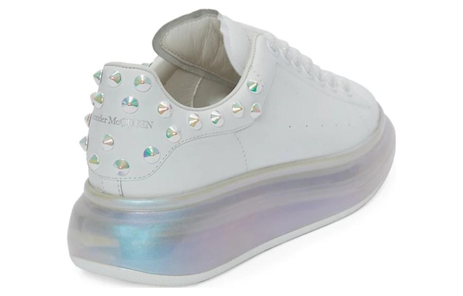 Purchase 亞歷山大·麥昆 光滑小牛皮 舒適運動跑步鞋 女款 白色