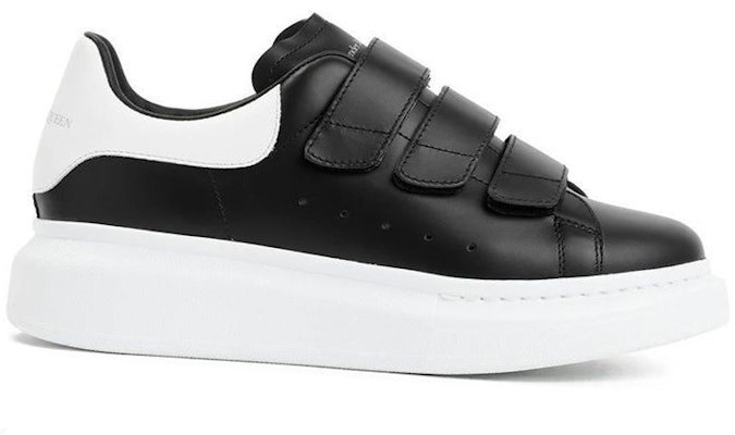(W) Alexander McQueen Sneaker 'Fashion Hitam' 697105WHGP51070 Order (W) Alexander McQueen Sneaker 'Fashion Hitam' 697105WHGP51070
