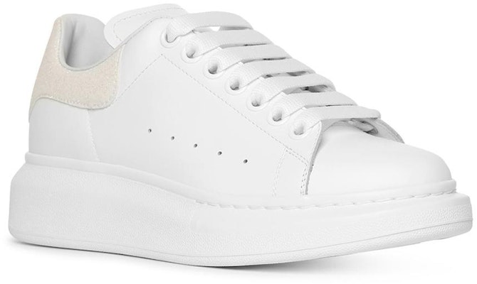 (W) Alexander McQueen Sneakers 'Putih Kasual Fashion' 558945WHXM69000 Lookbook (W) Alexander McQueen Sneakers 'Putih Kasual Fashion' 558945WHXM69000
