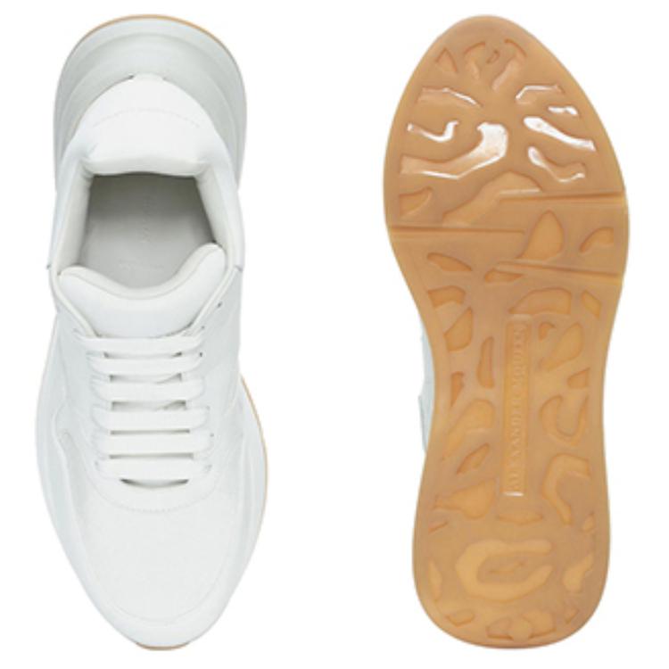 Shop (W) アレキサンダー・マックイーン スプリントランナー "ミルクホワイト" 533709WHT979026