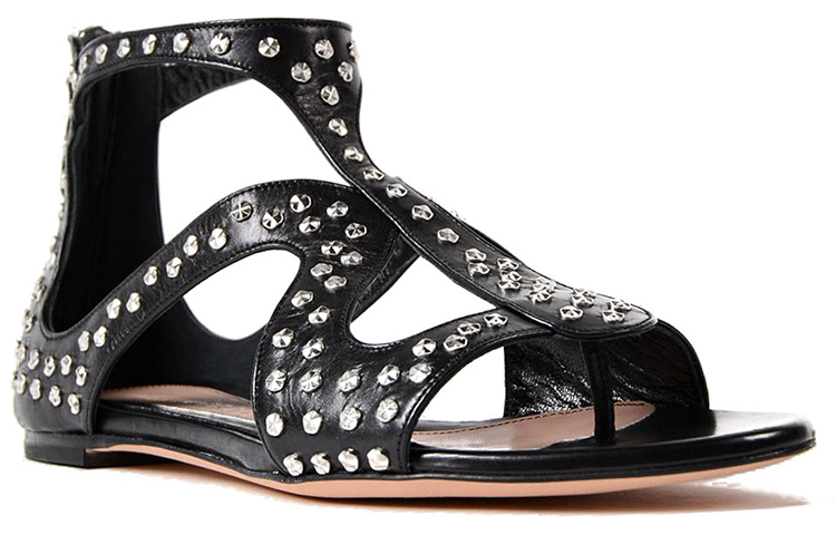 Lookbook (W) 알렉산더 맥퀸 블랙 스터드 플랫 샌들 508296WHMU01000