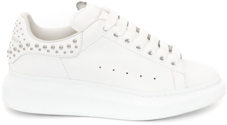 (W) Alexander McQueen Kasut Oversized Berstud 'Putih' 666406WHQYW9071 Order (W) Alexander McQueen Kasut Oversized Berstud 'Putih' 666406WHQYW9071