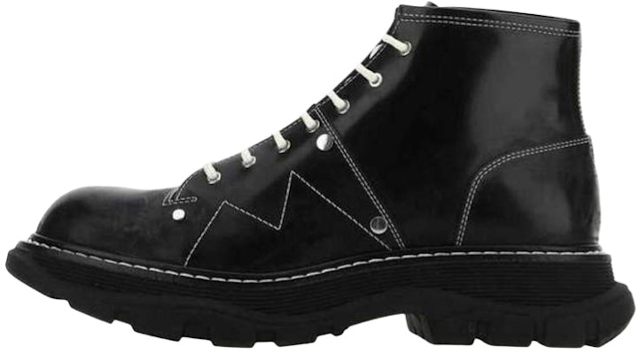 (Women) Alexander McQueen Tread Lace-Up Boots 'Black' 604253WHZ811090 Buy (Women) Alexander McQueen Tread Lace-Up Boots 'Black' 604253WHZ811090