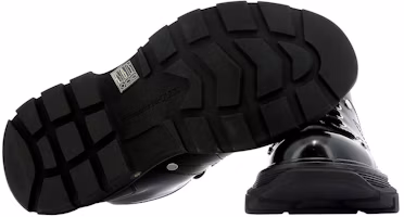 Details for (W) Bota Alexander McQueen Tread Lace Up 'Negra' 595469WHQSG1081