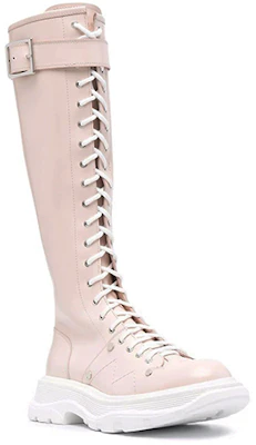 (W) Alexander McQueen Tread Lace Up Boot 'Pink' Sepatu Bot Pijakan Tali 'Merah Muda' 595466-WHZ81-6834 Shop (W) Alexander McQueen Tread Lace Up Boot 'Pink' Sepatu Bot Pijakan Tali 'Merah Muda' 595466-WHZ81-6834