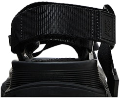 亞歷山大·麥昆 皮革 织物時尚涼鞋 女款 黑色 Sizing 亞歷山大·麥昆 皮革 织物時尚涼鞋 女款 黑色