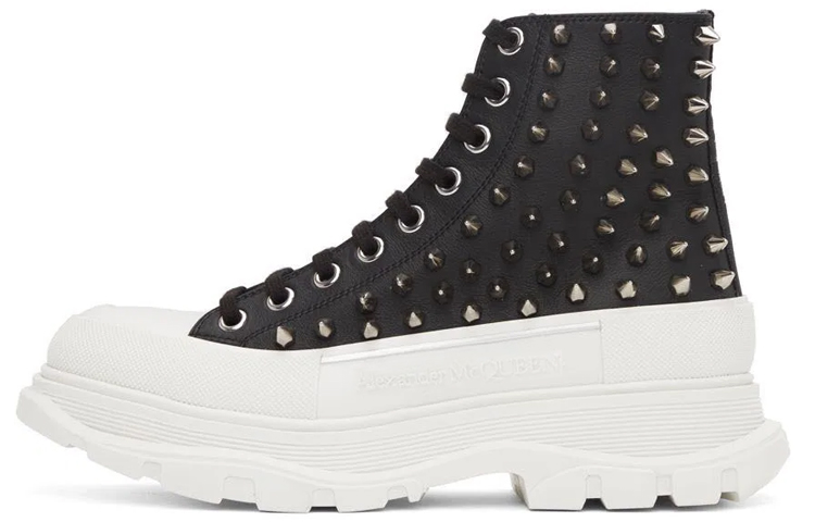 Buy (W) Alexander McQueen Tread Slick 'Negro con Tachuelas y Cordones' 708092WHZ631320