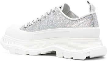 亞歷山大·麥昆 Tread Slick 小牛皮 繫帶時尚 厚底鞋 女款 銀色 Lookbook 亞歷山大·麥昆 Tread Slick 小牛皮 繫帶時尚 厚底鞋 女款 銀色