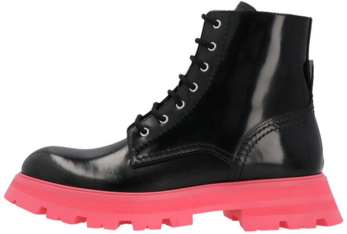 women-alexander-mc-queen-tread-slick-boot-black-pink-657569-whz-8-j1486