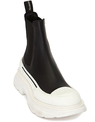 (Women) Alexander McQueen Tread Slick Boot 'Black' 635714-WHZ61-1071 Lookbook (Women) Alexander McQueen Tread Slick Boot 'Black' 635714-WHZ61-1071