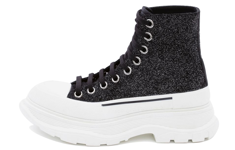 Buy (W) Alexander McQueen Tread Slick Boot 'Galaxy Hitam' 633900-WHW57-1027