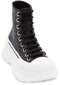 (W) Alexander McQueen Tread Slick Boot 'Galaxy Hitam' 633900-WHW57-1027 Lookbook (W) Alexander McQueen Tread Slick Boot 'Galaxy Hitam' 633900-WHW57-1027