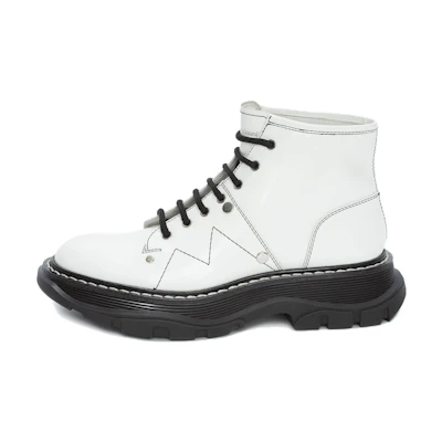 (W) Alexander McQueen Tread Slick Boot 'Ivory Black'