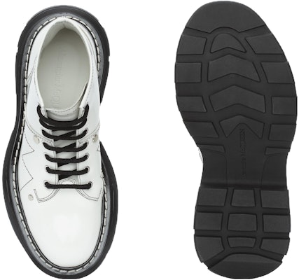 (W) Alexander McQueen Tread Slick Boot 'Gading Hitam' 595469WHQSG9089 Shop (W) Alexander McQueen Tread Slick Boot 'Gading Hitam' 595469WHQSG9089
