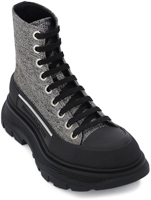 (W) Alexander McQueen Tread Slick Boot 'Perak Hitam' 718369W4US28163 Shop (W) Alexander McQueen Tread Slick Boot 'Perak Hitam' 718369W4US28163