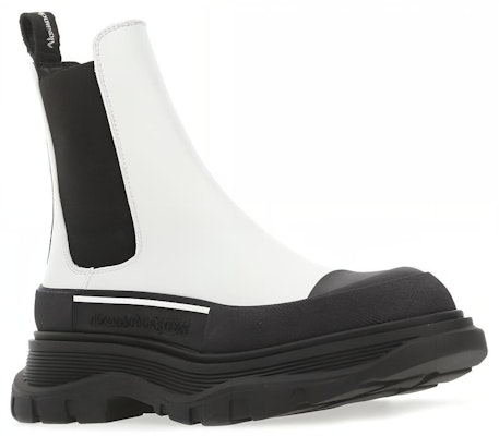 (W) Alexander McQueen Tread Slick Boot 'Putih Hitam' 635714-WHZ64-9403 Lookbook (W) Alexander McQueen Tread Slick Boot 'Putih Hitam' 635714-WHZ64-9403