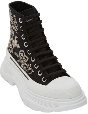 (W) Alexander McQueen Tread Slick Boot Hitam Multi Kristal 710407W4TGC1320 Order (W) Alexander McQueen Tread Slick Boot Hitam Multi Kristal 710407W4TGC1320