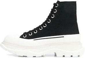 (Women) Alexander McQueen Tread Slick Boots 'Black White' 611706-W4L32-1070 (Women) Alexander McQueen Tread Slick Boots 'Black White' 611706-W4L32-1070