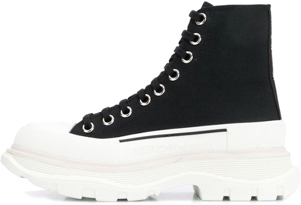 (Women) Alexander McQueen Tread Slick Boots 'Black White' 611706-W4L32-1070 Buy (Women) Alexander McQueen Tread Slick Boots 'Black White' 611706-W4L32-1070