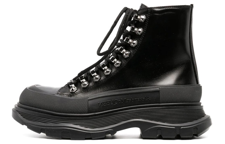 Buy Alexander McQueen 亞歷山大麥昆 Tread Slick 牛皮 厚底繫帶 短靴 女款 黑色