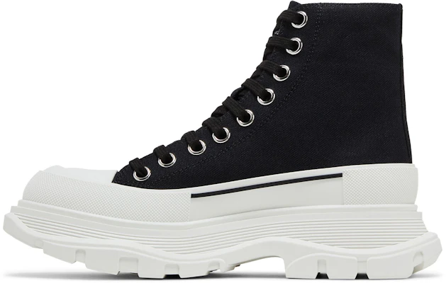 (W) アレキサンダー・マックイーン トレッド スリック ブーツ (黒白) 611706W4MV21070/697080W4MV21070 Shop (W) アレキサンダー・マックイーン トレッド スリック ブーツ (黒白) 611706W4MV21070/697080W4MV21070