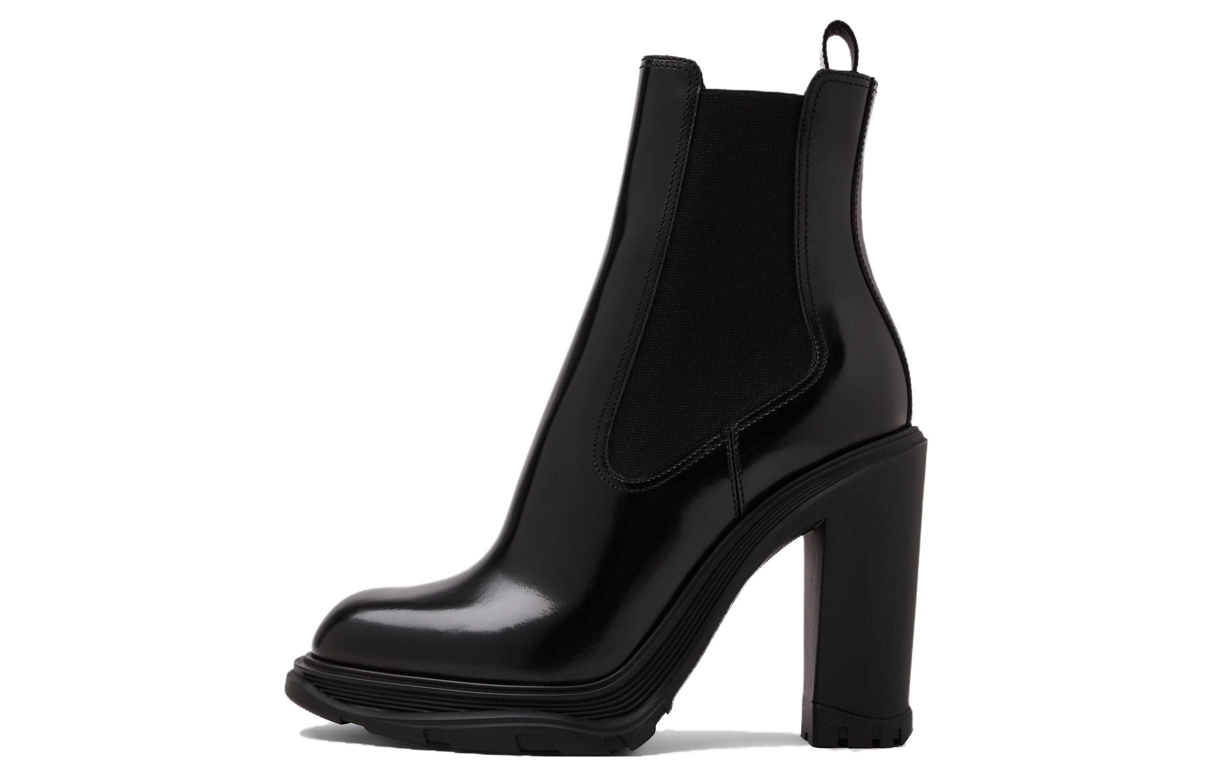 (Women) Alexander McQueen Tread Slick Chelsea Boot 'Black' 678530WHZ841000