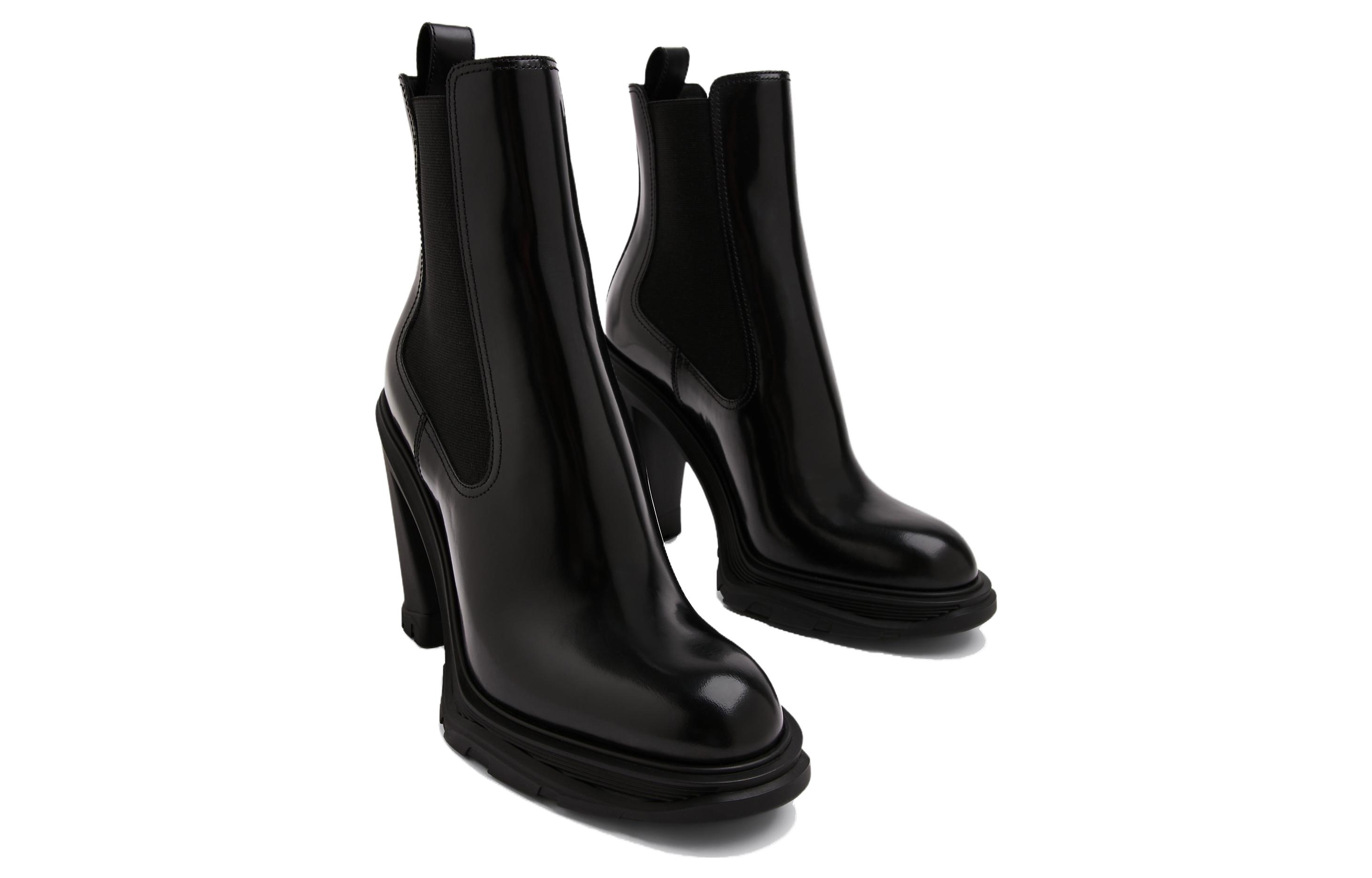 Lookbook (W) 알렉산더 맥퀸 트레드 슬릭 첼시 부츠 (블랙) 678530WHZ841000