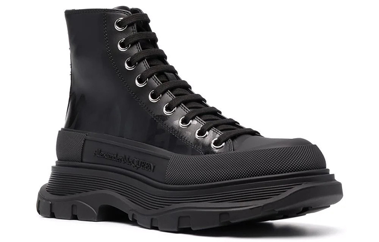 Order (W) Alexander McQueen Tread Slick High-Top Stiefel ''Schwarz'' 679529WIABD1000