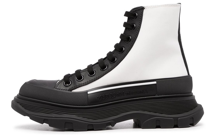 Buy (W) Alexander McQueen Tread Slick High-Top Sneakers 'Putih Hitam' 666809W4RK19360