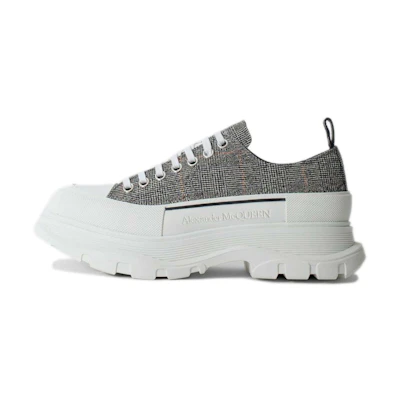 (W) Alexander McQueen Tread Slick Lace Up 'Black White'