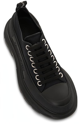 (W) Alexander McQueen Tread Slick Lace Up 'Hitam Pekat' 611705-W4L32-1000 Lookbook (W) Alexander McQueen Tread Slick Lace Up 'Hitam Pekat' 611705-W4L32-1000