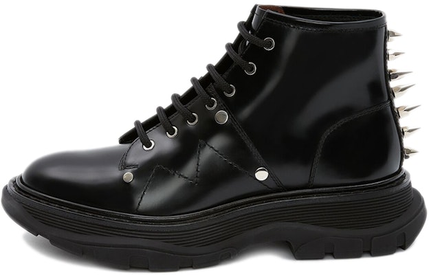 (W) Alexander McQueen Tread Slick Lace Up Boot 'Black Spikes' Hitam Spikes 685692-WHZ85-1081 Buy (W) Alexander McQueen Tread Slick Lace Up Boot 'Black Spikes' Hitam Spikes 685692-WHZ85-1081