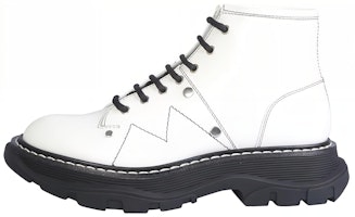 (Women) Alexander McQueen Tread Slick Lace Up Boot 'Ivory Black' 595469-WHZ81-9089 (Women) Alexander McQueen Tread Slick Lace Up Boot 'Ivory Black' 595469-WHZ81-9089
