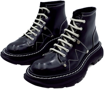 (W) Alexander McQueen Tread Slick Lace Up Boot 'Hitam' 595469-WHZ81-1090 Order (W) Alexander McQueen Tread Slick Lace Up Boot 'Hitam' 595469-WHZ81-1090