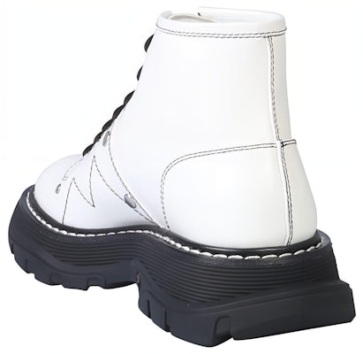 (W) 亚历山大·麦昆 Tread Slick 系带靴 '象牙黑' 595469-WHZ81-9089 Shop (W) 亚历山大·麦昆 Tread Slick 系带靴 '象牙黑' 595469-WHZ81-9089