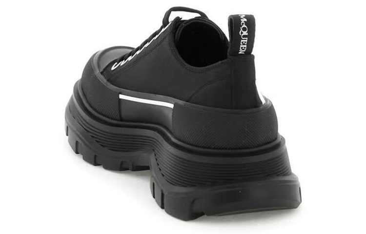 Lookbook (W) Alexander McQueen Tread Slick Low Lace Up Sepatu Grafiti 'Hitam Putih' 708753W4RQ21006