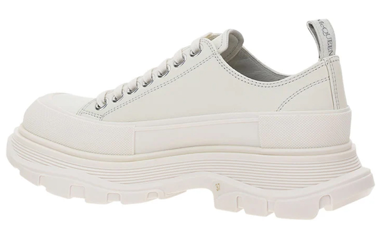 Shop (W) Alexander McQueen Tread Slick Low Weiß Leder Sneaker 702042WHZ627906
