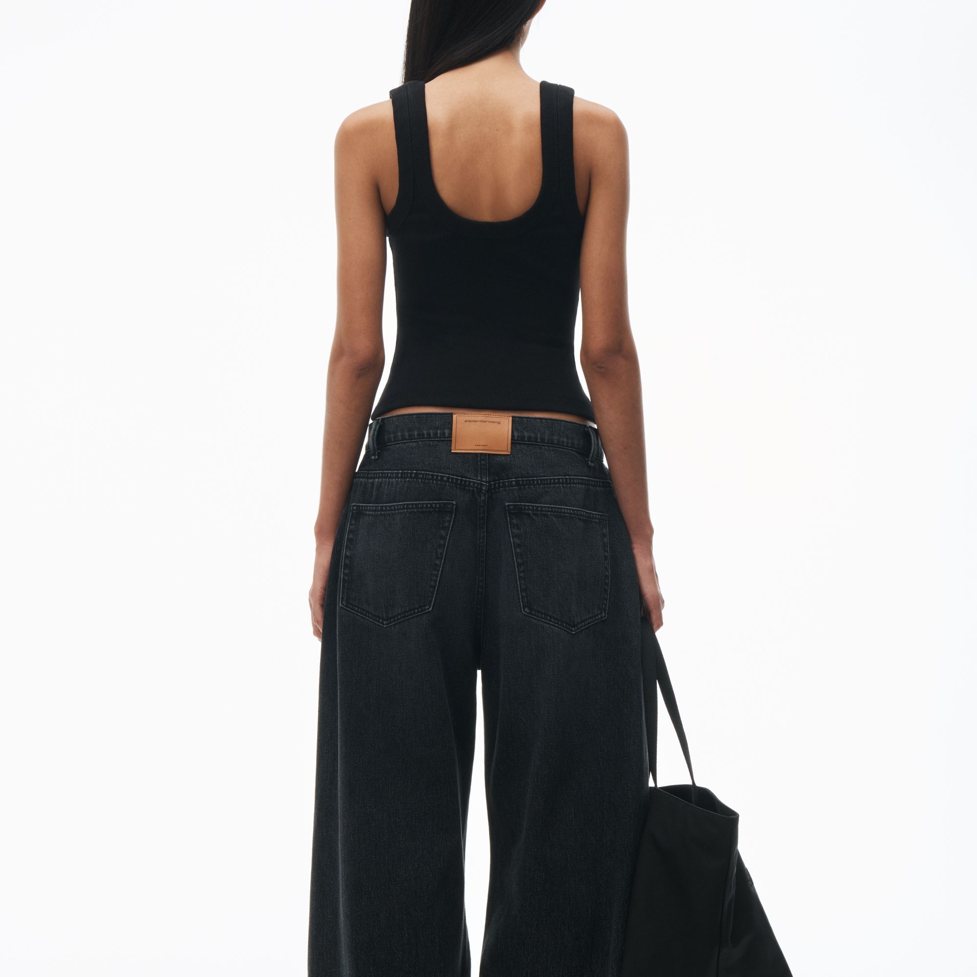 Shop (W) アレキサンダー・ワン ブラック スリムフィット 快適 タンクトップ. 4CC2241455001