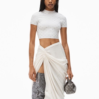 (W) 알렉산더왕 크리스탈 로고 슬림핏 티셔츠 화이트 1KC1231052-100 Lookbook (W) 알렉산더왕 크리스탈 로고 슬림핏 티셔츠 화이트 1KC1231052-100