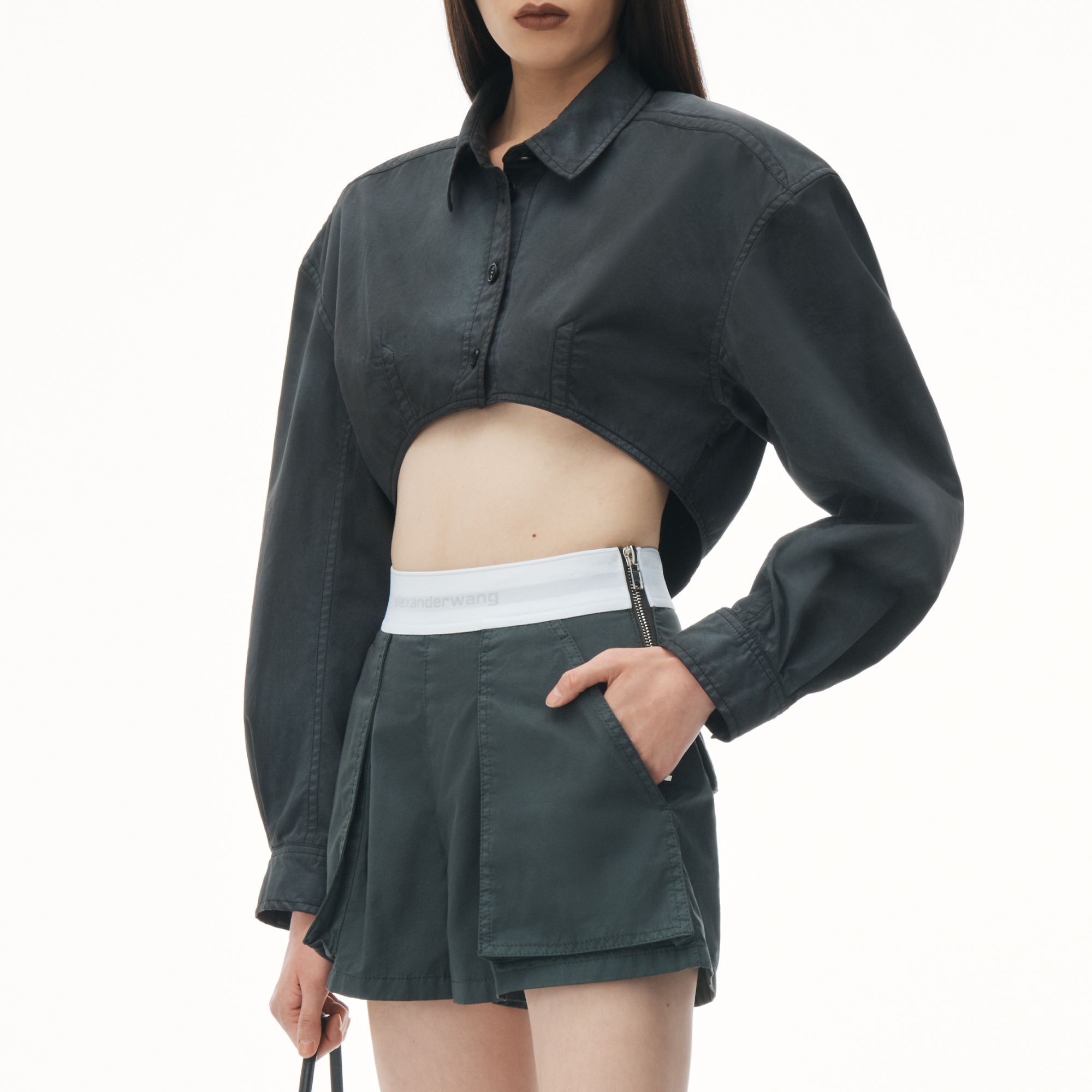 (Women) Alexander Wang  High-Waisted Loose Cargo Shorts Black 1WC2244726012A 圖 3