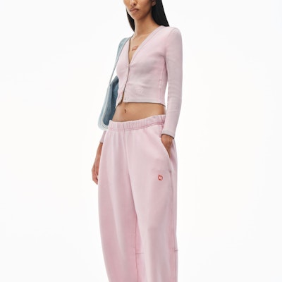 (W) Alexander Wang Pink Cardigan Rajut Crop V-Neck Kancing Solid. 4CC2242082688A Lookbook (W) Alexander Wang Pink Cardigan Rajut Crop V-Neck Kancing Solid. 4CC2242082688A