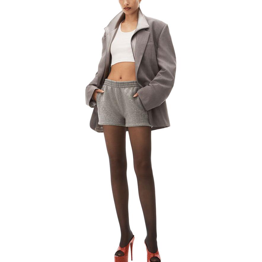 Lookbook (W) 亚历山大王纯色字母印花中腰休闲短裤. 4CC3234386-079