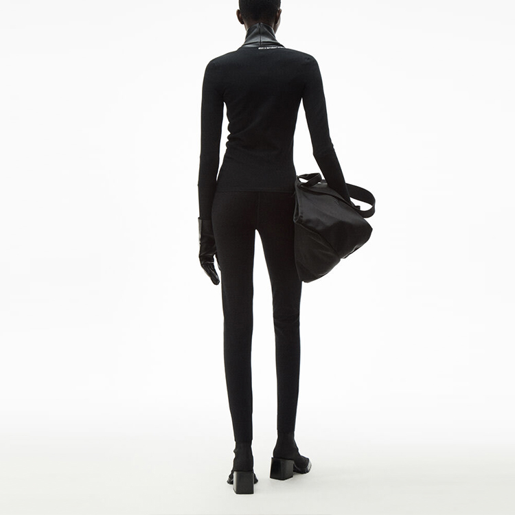 Details for (W) Alexander Wang Kaos Lengan Panjang Hitam dengan Logo SS21 4KC1211024-001