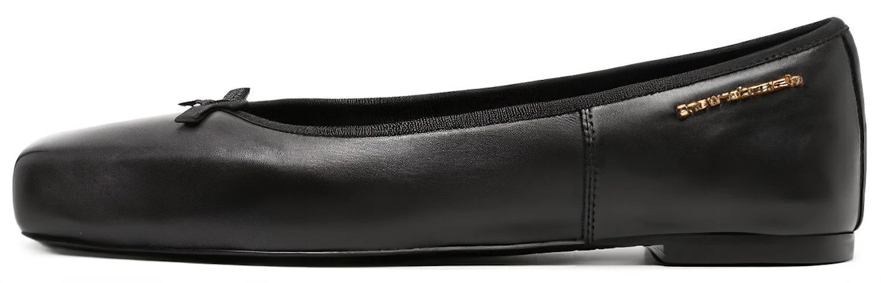 (Women) Alexander Wang Black Leather Casual Minimalist Fashion Sneakers. 30124F037001 Buy (Women) Alexander Wang Black Leather Casual Minimalist Fashion Sneakers. 30124F037001