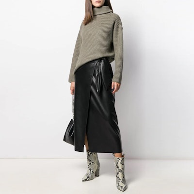 (W) 알렉산더 왕 FW21 하이 칼라 골지 울 스웨터 브라운 1KC2191043 Lookbook (W) 알렉산더 왕 FW21 하이 칼라 골지 울 스웨터 브라운 1KC2191043